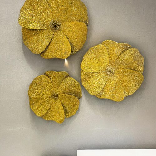 Golden Daisy Floral Metal Wall Decor